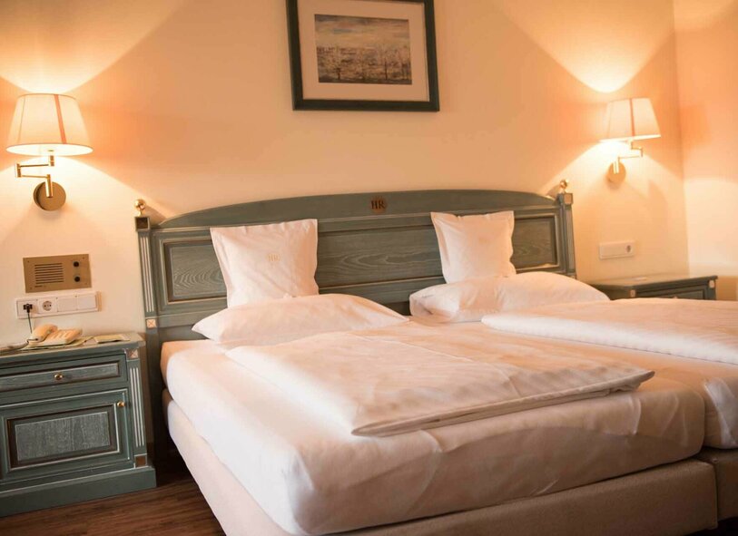 Bett im Zimmer Business Bett im Zimmertyp „Business“
