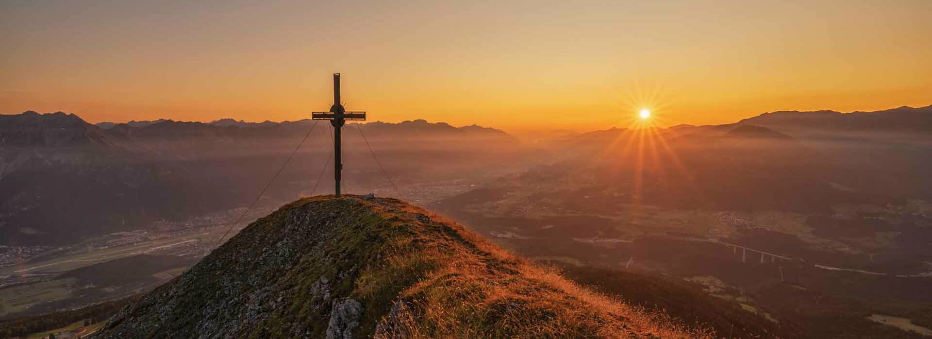Sonnenuntergang auf dem Spitzmandl mit Blick auf das Inntal